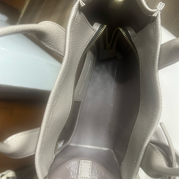 Small Marc Jacobs leather tote bag color cement - Picture 4 of 5